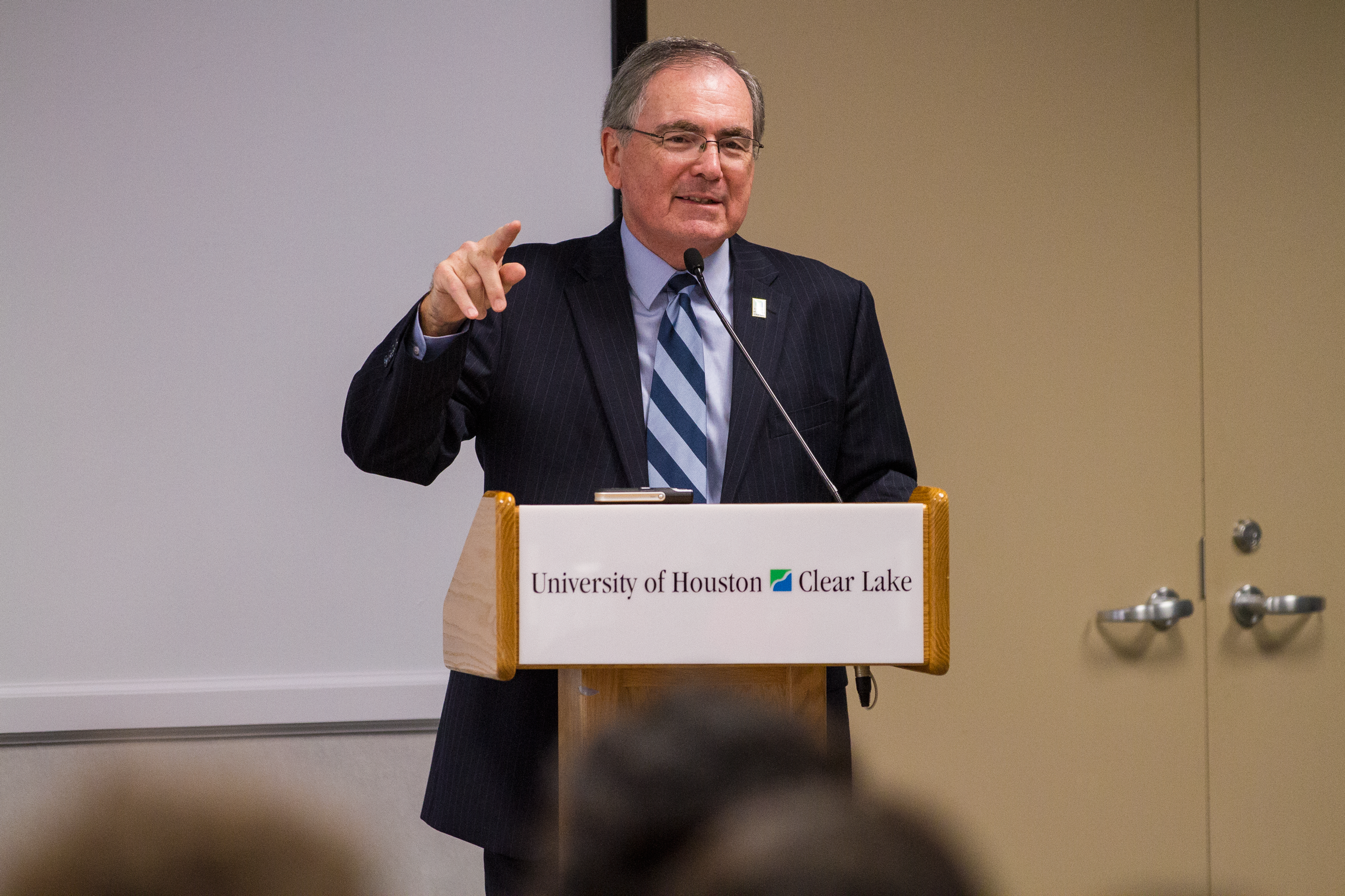 UHCL President William Staples speaks to faculty and staff during a university-wide meeting Sept. 30. Photo by The Signal reporter Travis Pennington.