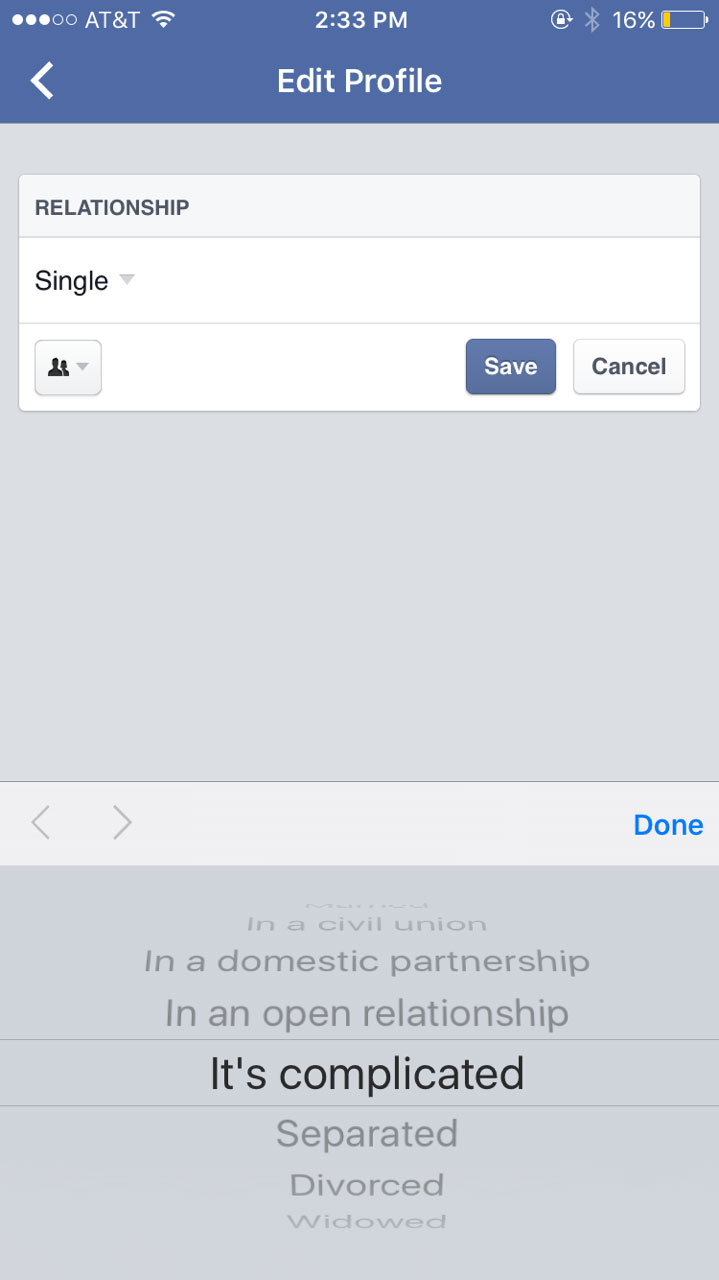 Image: Screenshot of Facebook relationship status options. Photo by The Signal repoter Jaimy Jones.