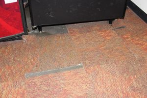 SSCB second floor vending machine room carpet is tearing in multiple places. Photo by The Signal Reporter Amethyst Gonzalez.