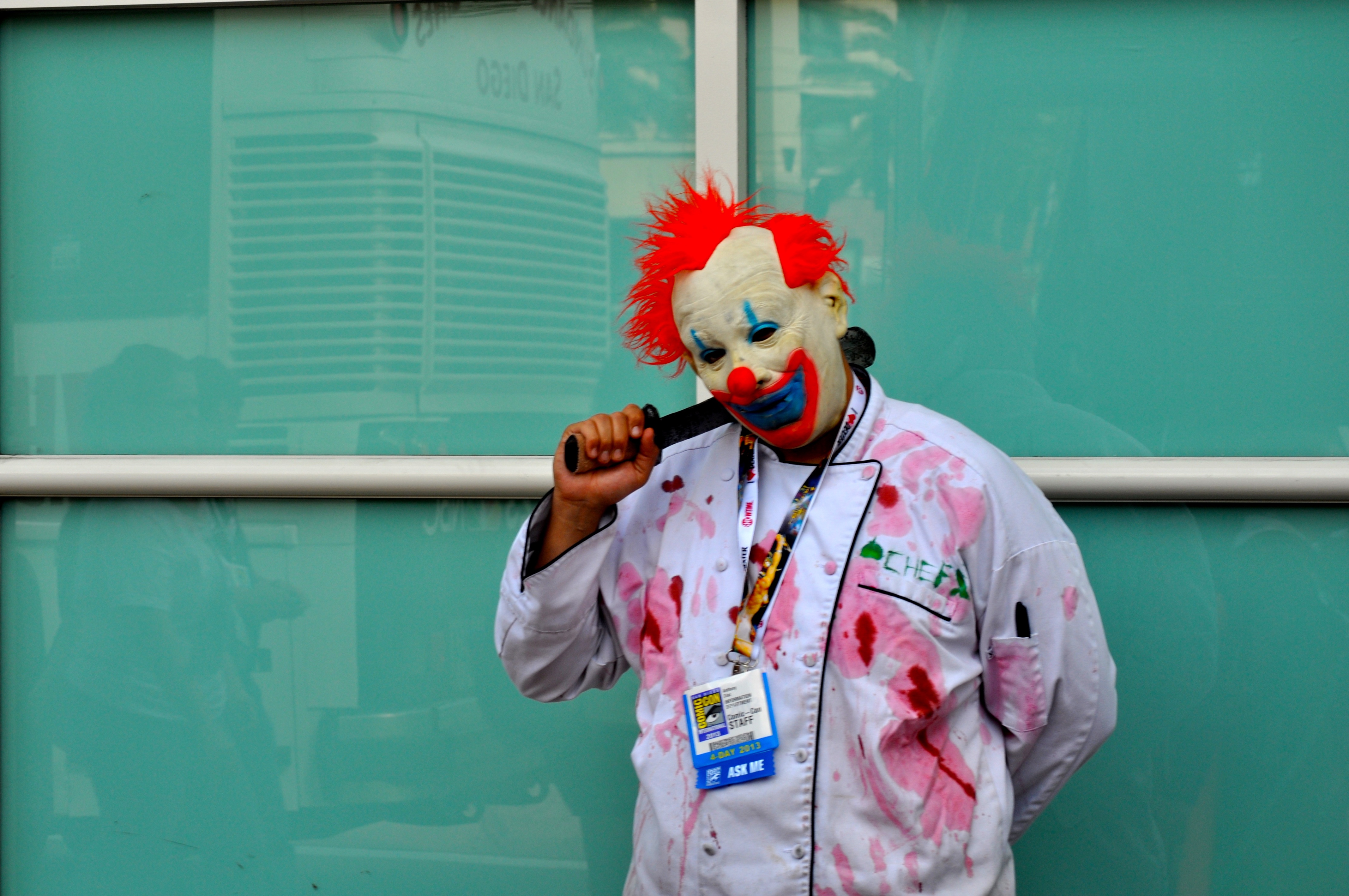 Photo: Killer clown cosplayer. Photo courtesy of Wikimedia Commons.