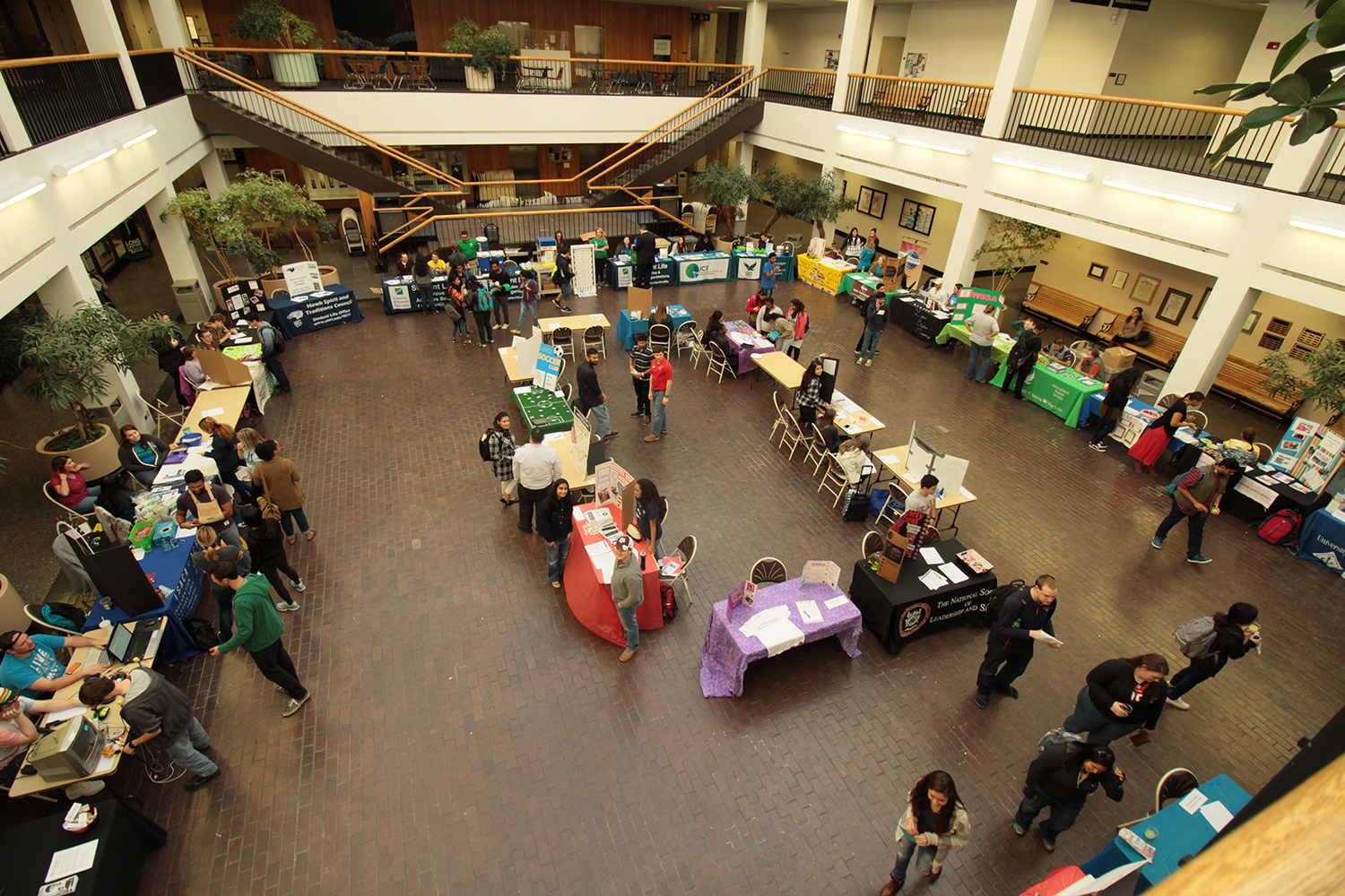 PHOTO: The Spring 2017 UHCL Student Organization Expo took place Jan. 26. The event aims to help students find common interests. Photo by The Signal reporter E.J. Santillian.