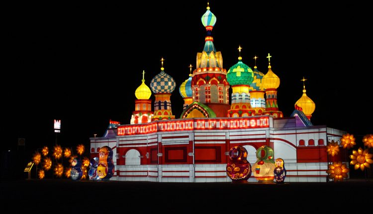 PHOTO: St. Basil's Cathedral in Moscow displayed brightly at the Landmarks of the World attraction. Photo by The Signal reporter Bianca Salazar. 