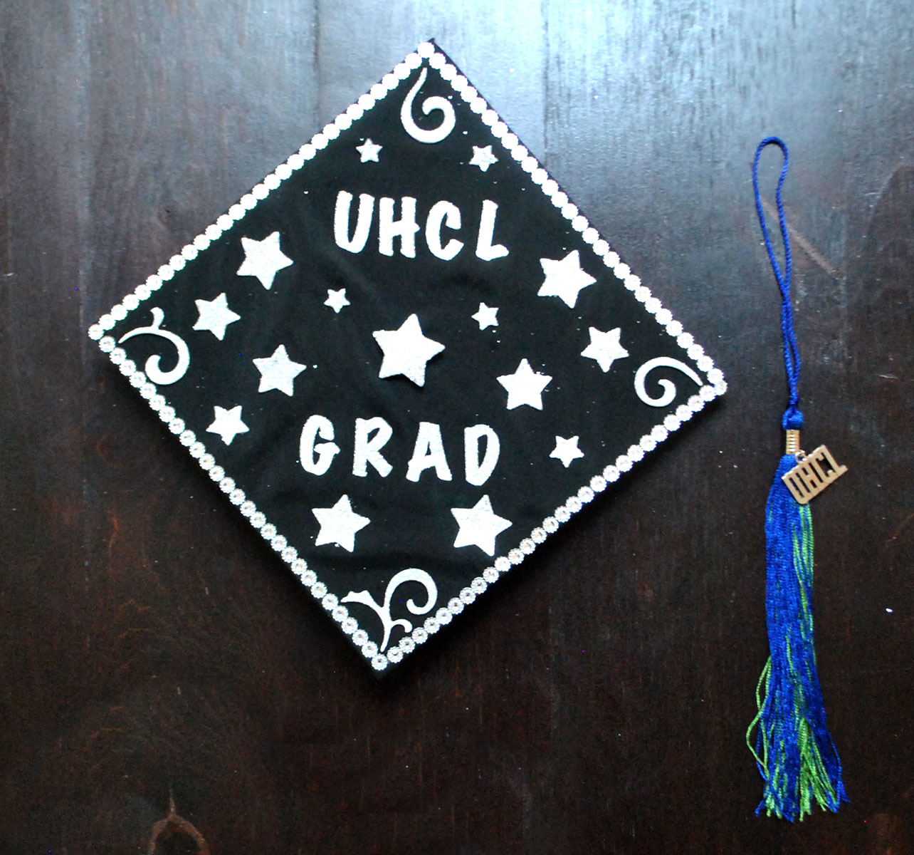 PHOTO:Decorated graduation cap and tassel. Photo by The Signal reporter Nancy Nguyen.