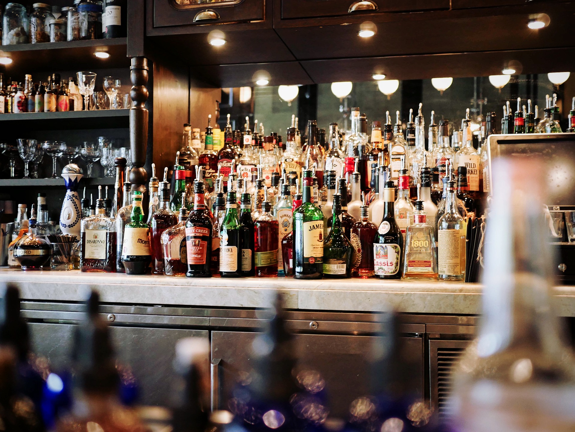 PHOTO: Bartenders overserving is a growing problem in the greater Houston area. Photo Courtesy of Pixabay.