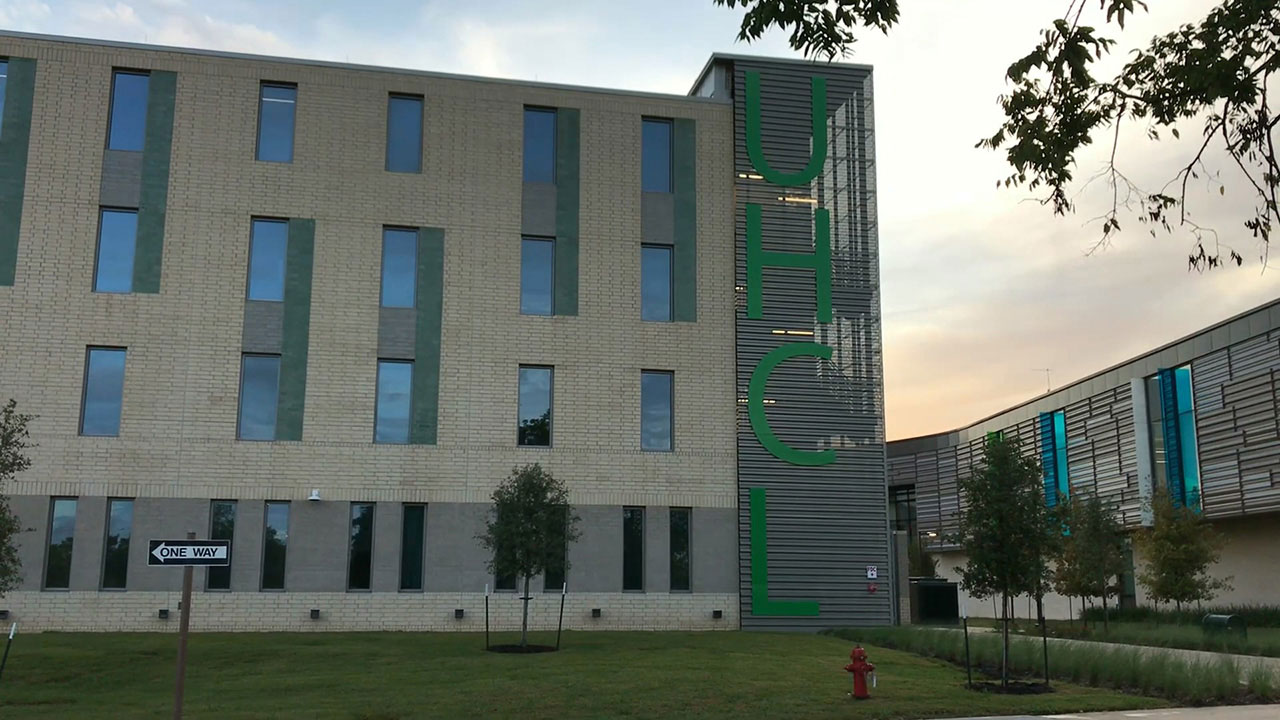 PHOTO: The front view of Hunter Hall, complete with the green UHCL letters. Photo by The Signal reporter Joshua Valdez.