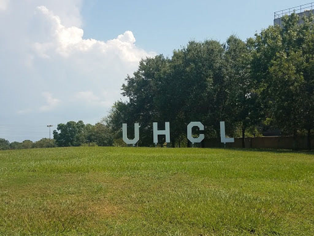 PHOTO: The UHCL letters that stand in front of its Bayou Building. Photo by The Signal reporter Elizabeth Craft.