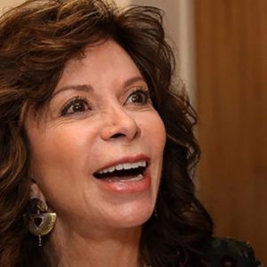 PHOTO: This is a photo of a Latinx author named Isabel Allende. Photo Courtesy of Shawn Calhoun via Creativecommons.org. SOURCE: https://search.creativecommons.org/photos/8f7d5beb-1d86-4a6c-8f66-fae946483db1