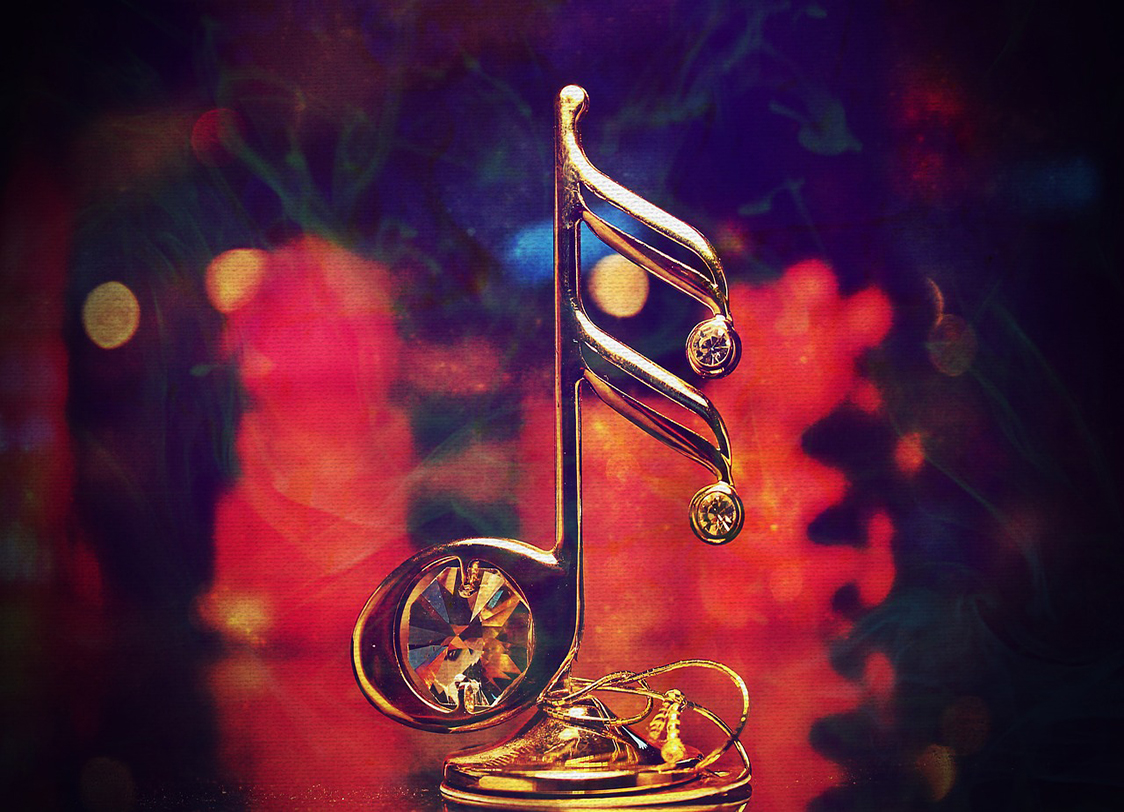 PHOTO: A photo of a gold musical note. Photo courtesy of Marishon via pixabay.com. SOURCE: https://pixabay.com/photos/music-nota-decorative-accessories-1885680/